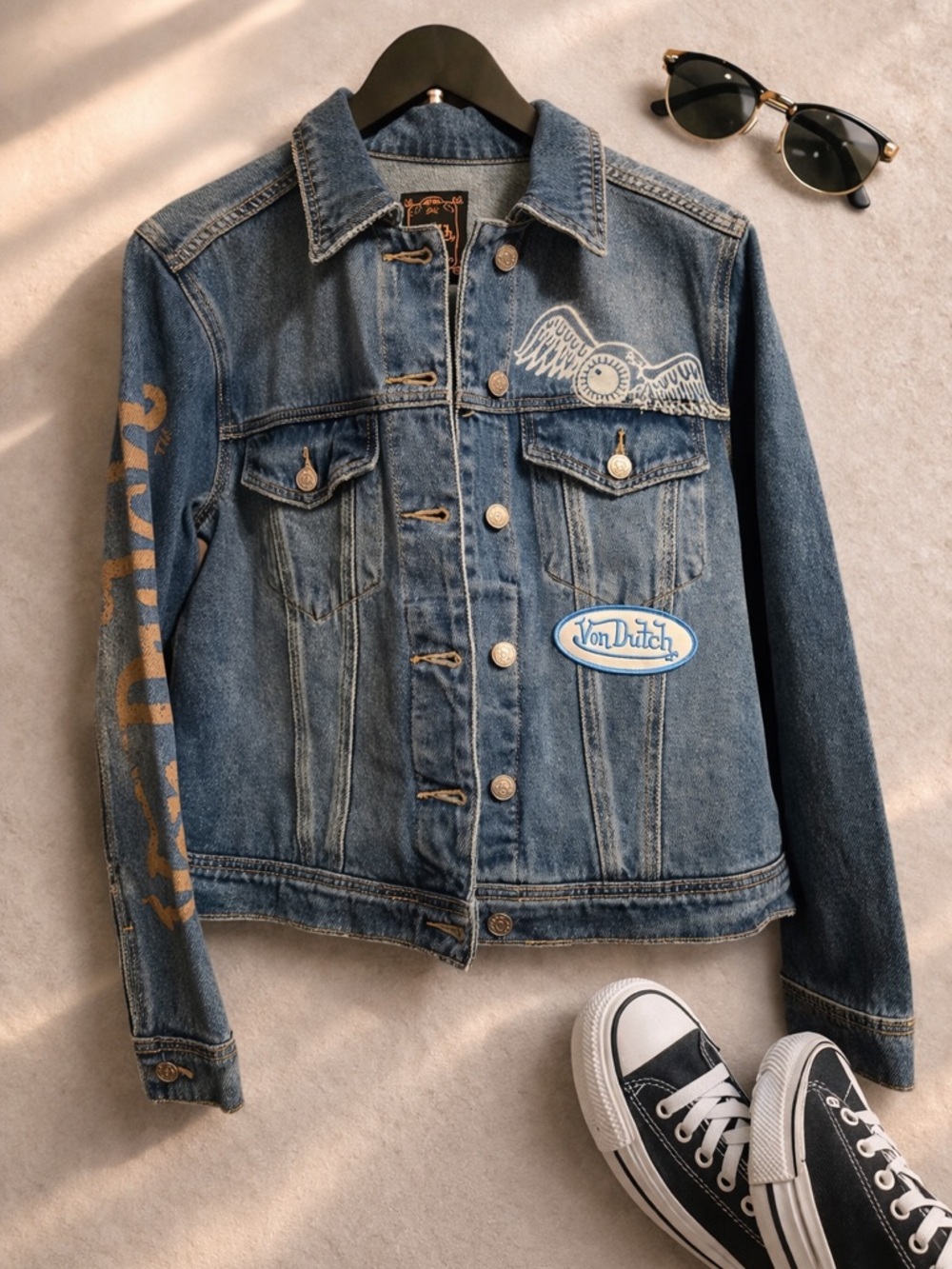 NWT Von Dutch Medium Y2K Vintage Patch Trucker Jean Jacket